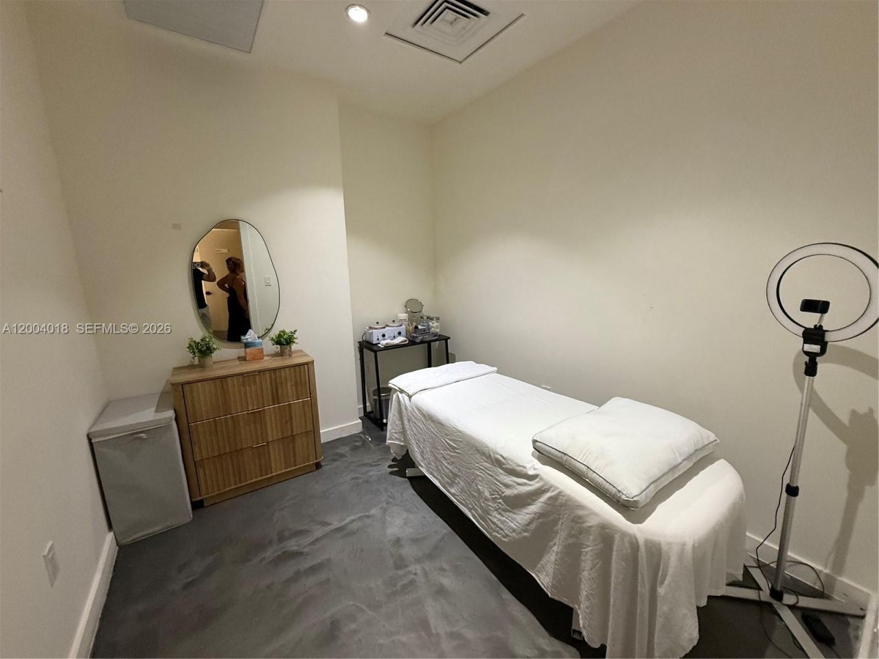 Beauty Salon & Spa In Brickell , Miami, FL 33131 Photo