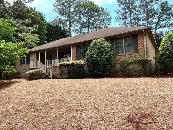 100 Bridle Path Circle, Pinehurst, NC 28374