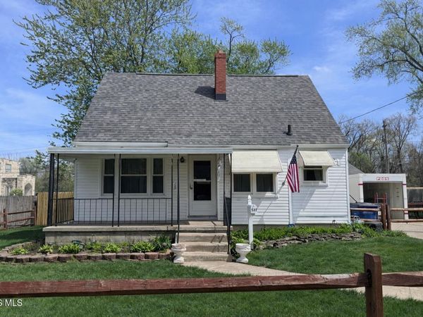 537 Lynnhaven Drive, Toledo, OH 43609