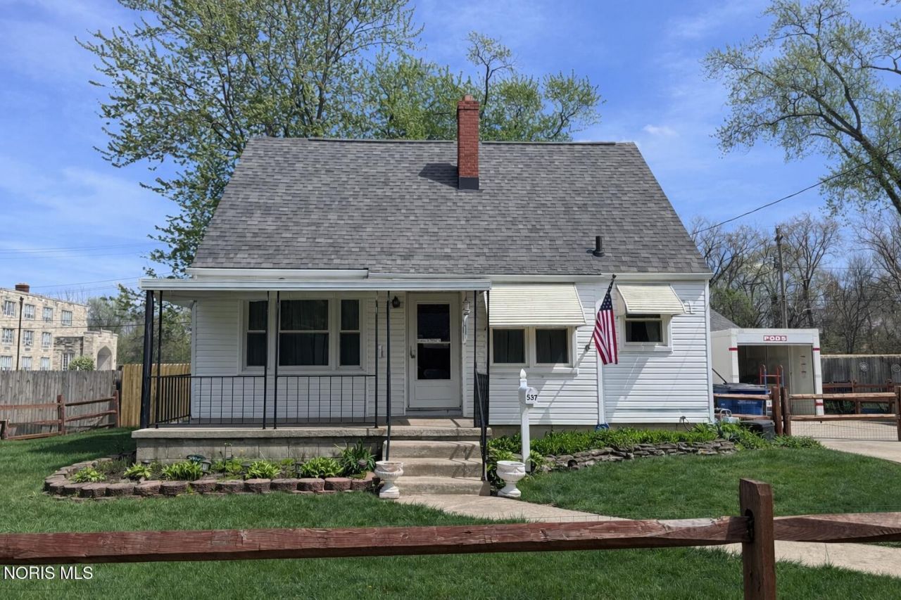 537 Lynnhaven Drive, Toledo, OH 43609 Main Photo