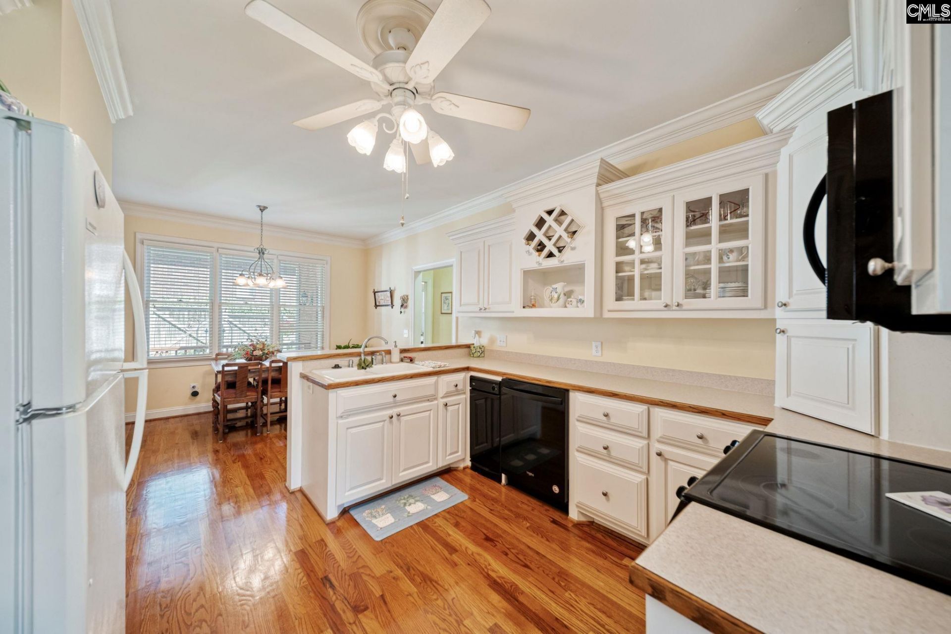 200 Emerald Oaks Way  Photo 7