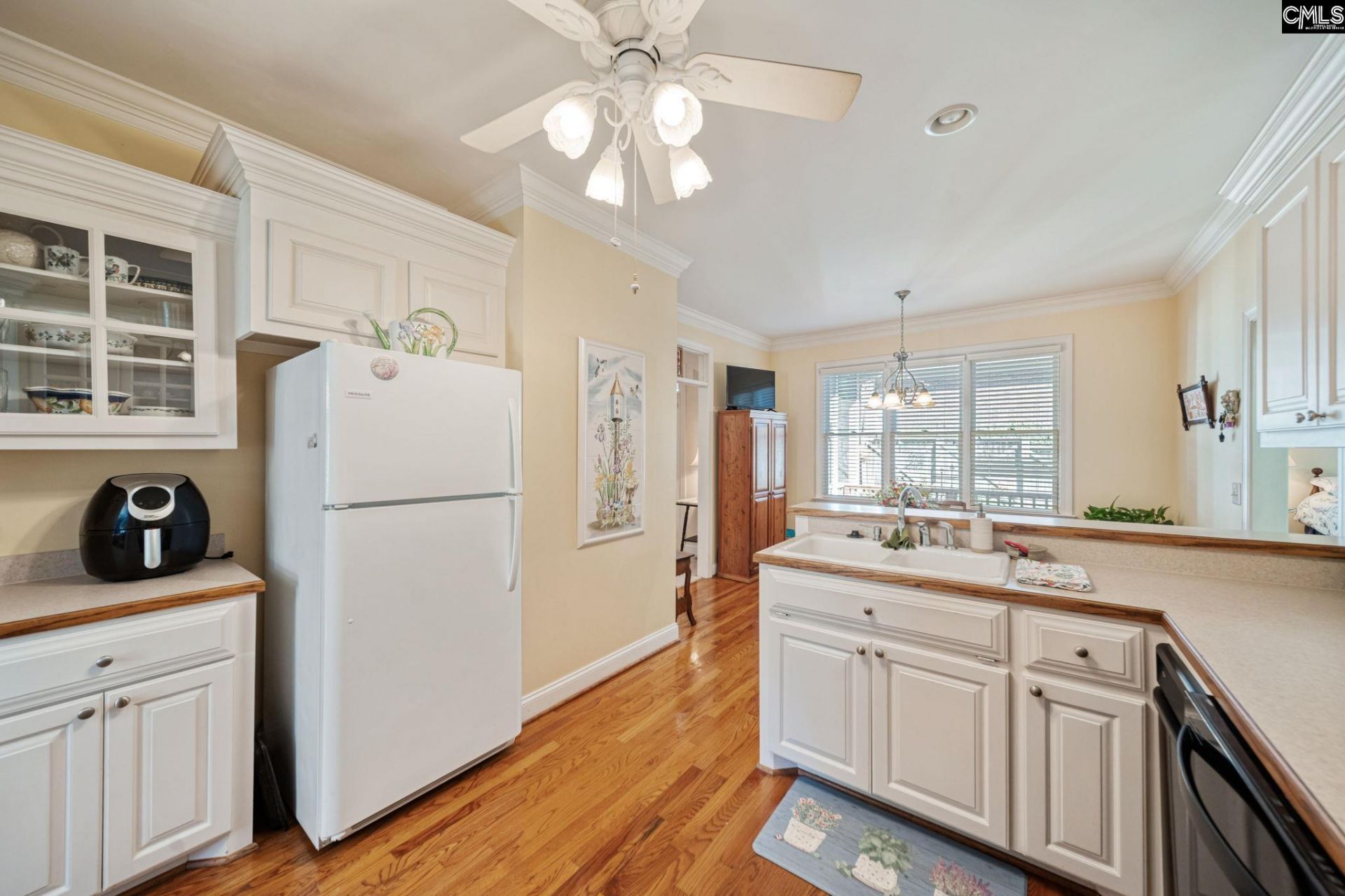 200 Emerald Oaks Way  Photo 8