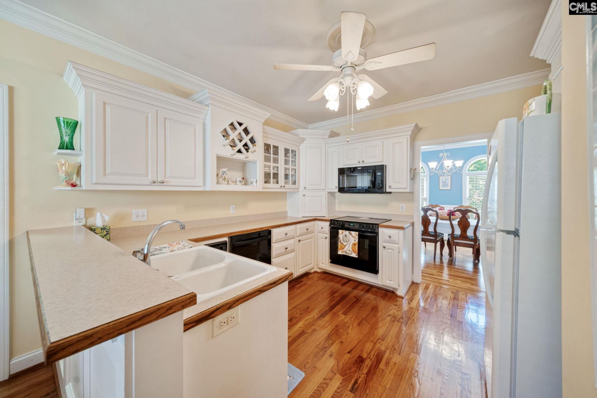 200 Emerald Oaks Way  Photo 9