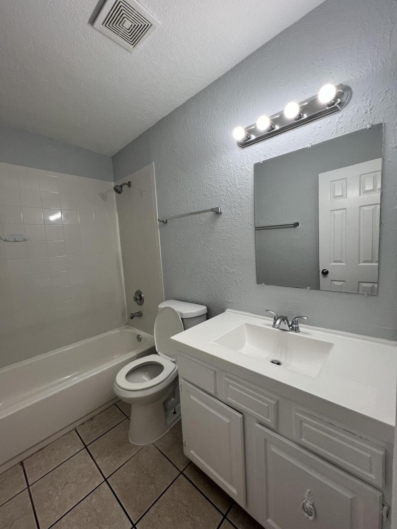 203 Southland Drive, Unit B, Fort Pierce, FL 34982 Photo