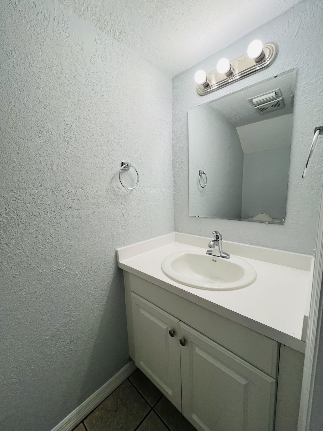 203 Southland Drive, Unit B, Fort Pierce, FL 34982 Photo