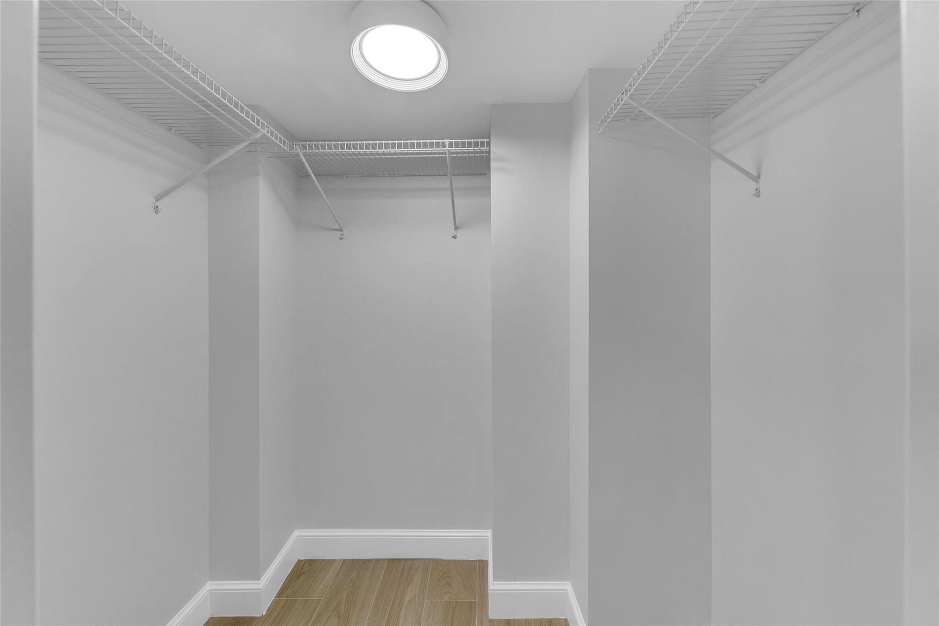 900 SE 2nd Street, Unit 502, Fort Lauderdale, FL 33301 Photo