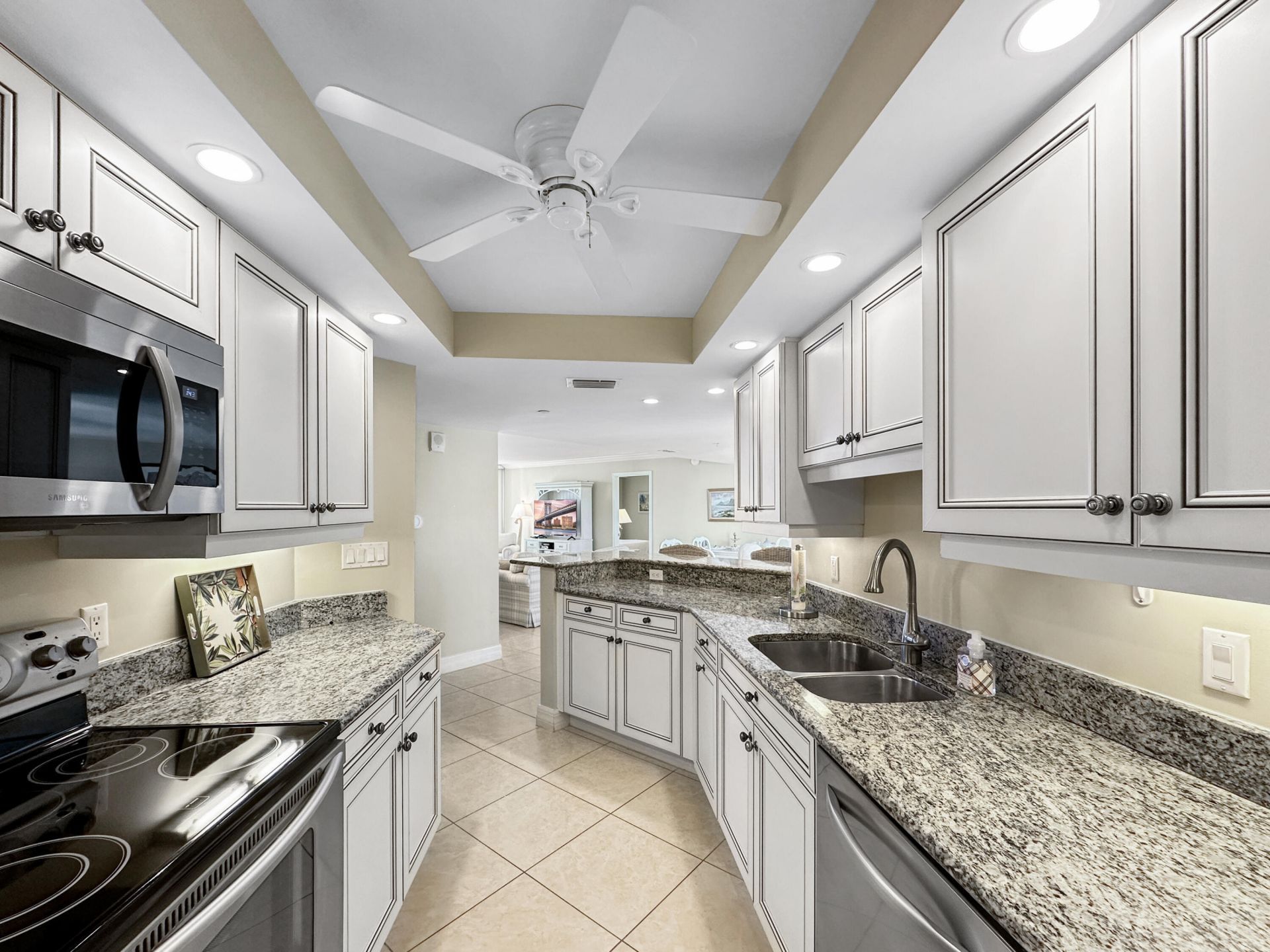 3000 N Ocean Drive, Unit 4f, Riviera Beach, FL 33404 Photo