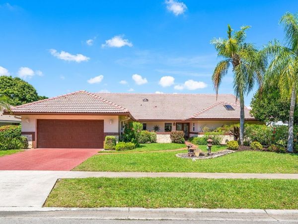 10215 Boca Woods Lane, Boca Raton, FL 33428