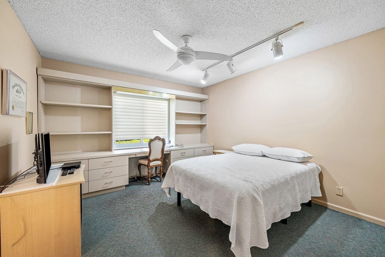 10215 Boca Woods Lane, Boca Raton, FL 33428 Photo