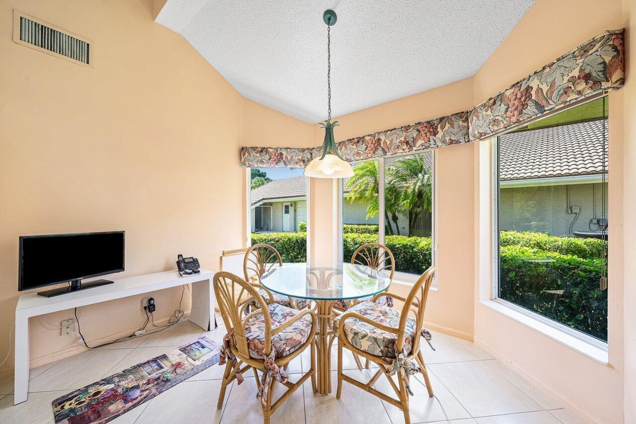 10215 Boca Woods Lane, Boca Raton, FL 33428 Photo