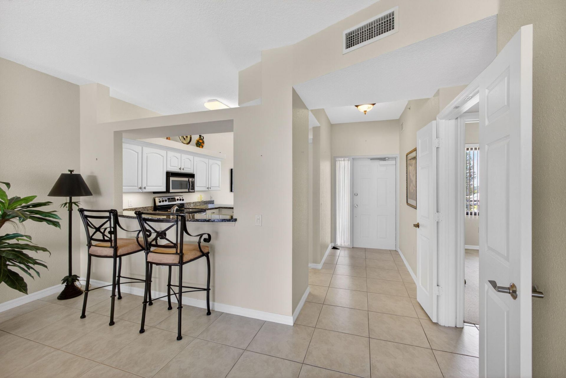370 Golfview Road, Unit 503, North Palm Beach, FL 33408 Photo