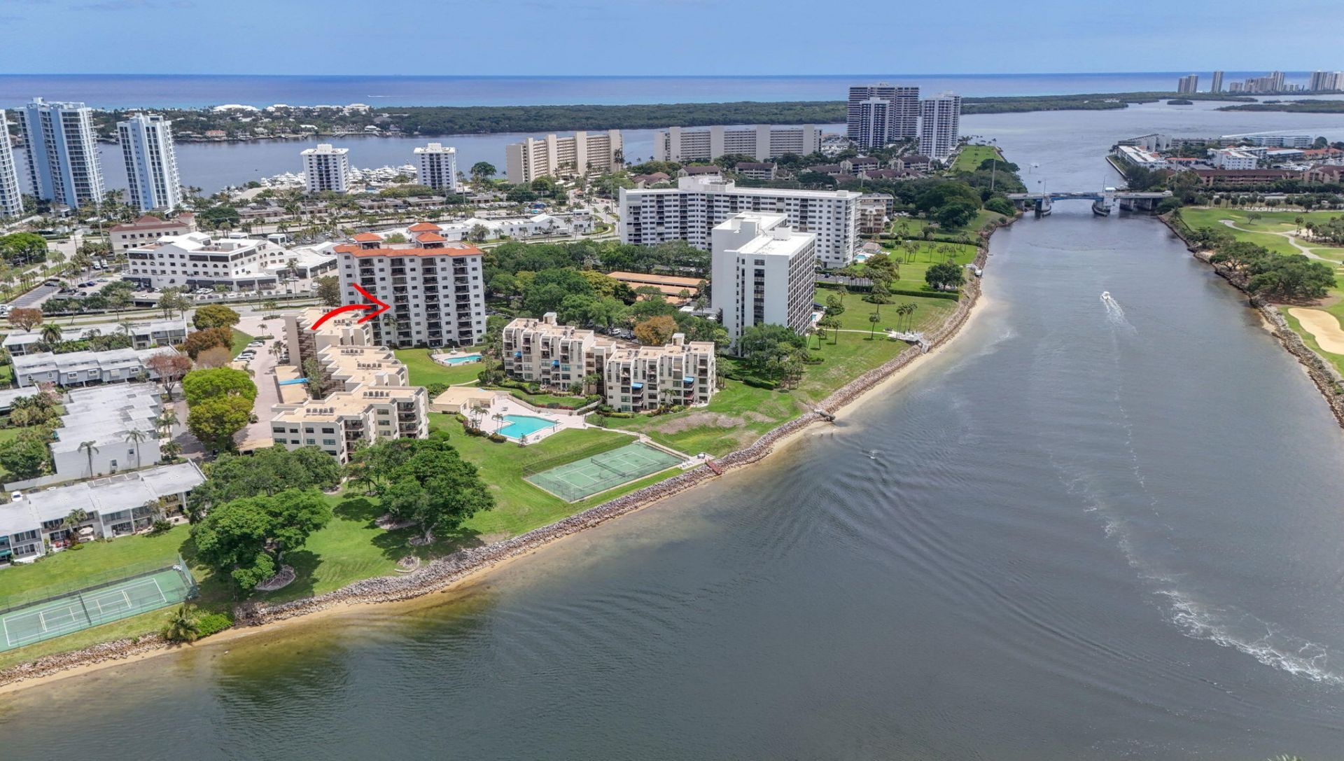 370 Golfview Road, Unit 503, North Palm Beach, FL 33408 Photo