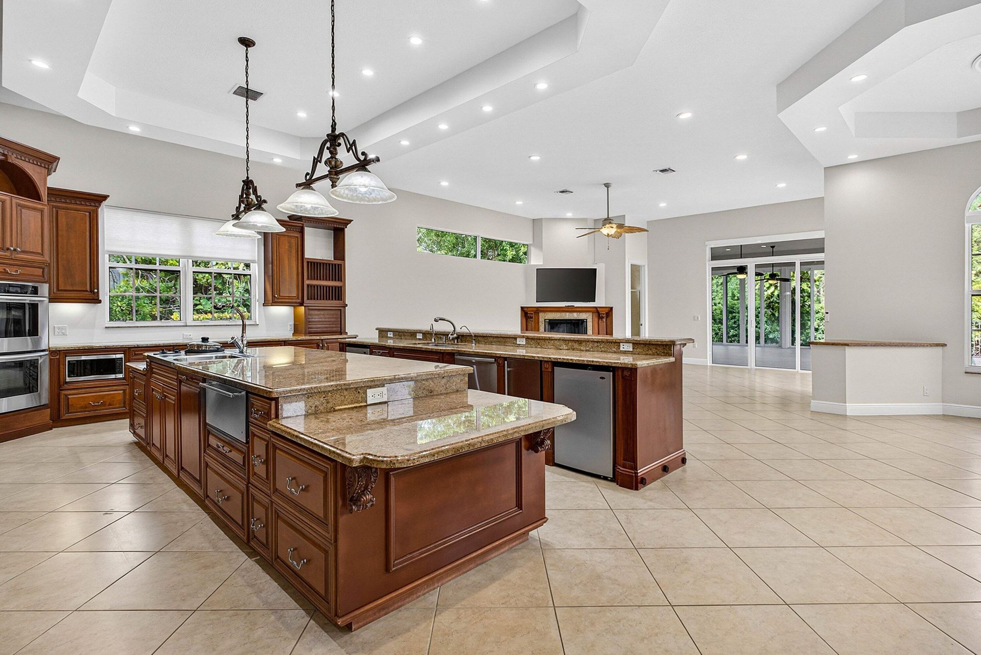 6071 NW 69th Way, Parkland, FL 33067 Photo