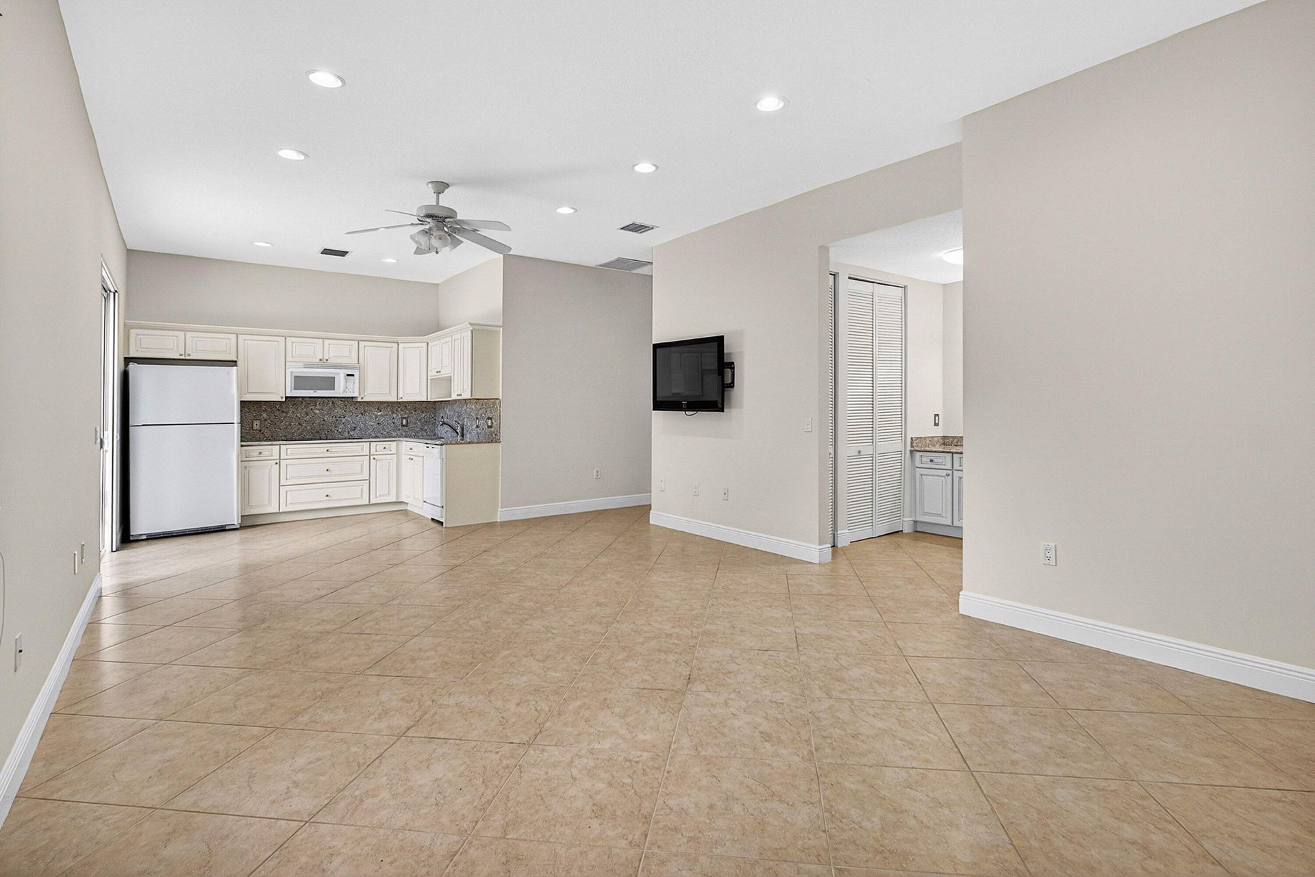 6071 NW 69th Way, Parkland, FL 33067 Photo