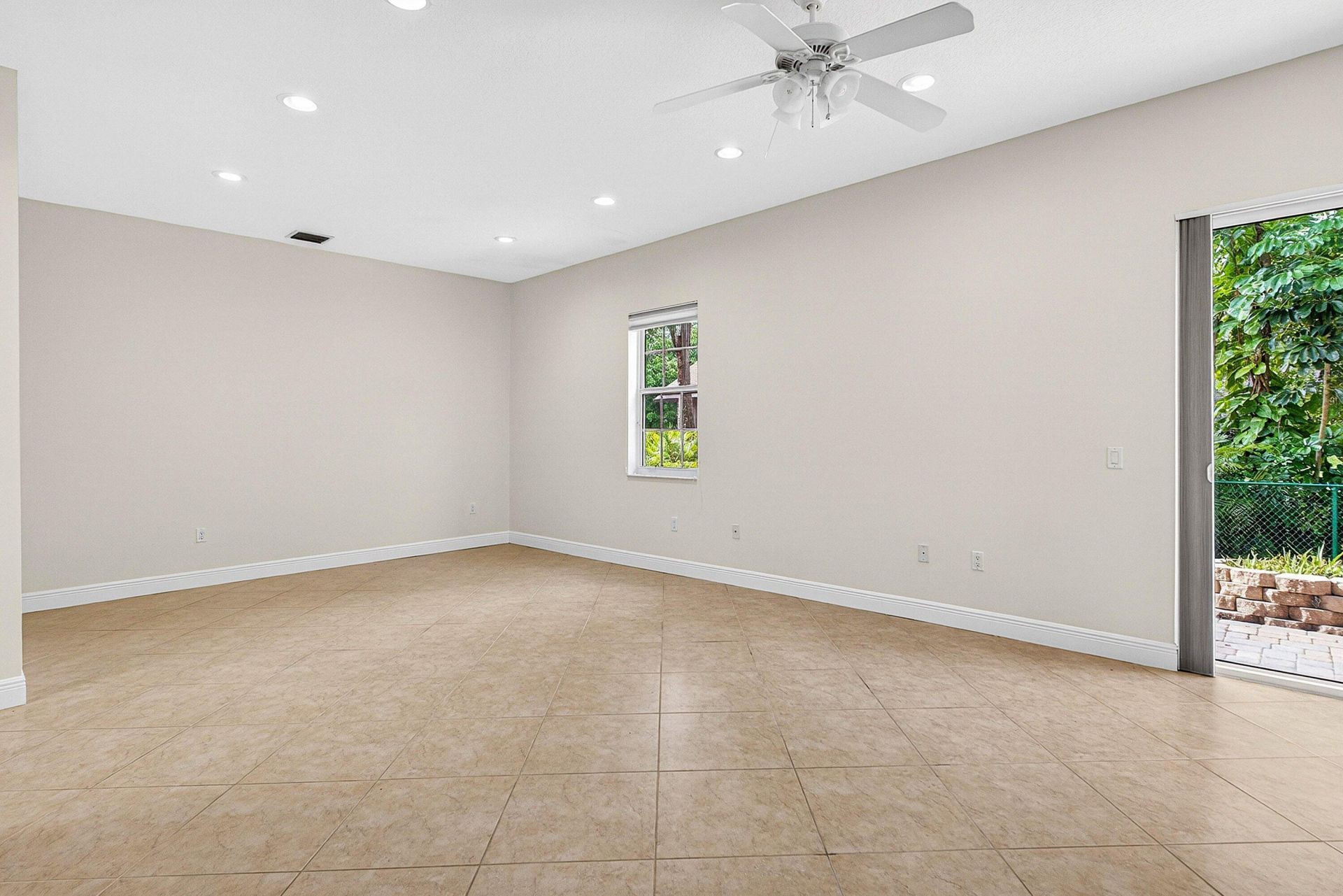 6071 NW 69th Way, Parkland, FL 33067 Photo