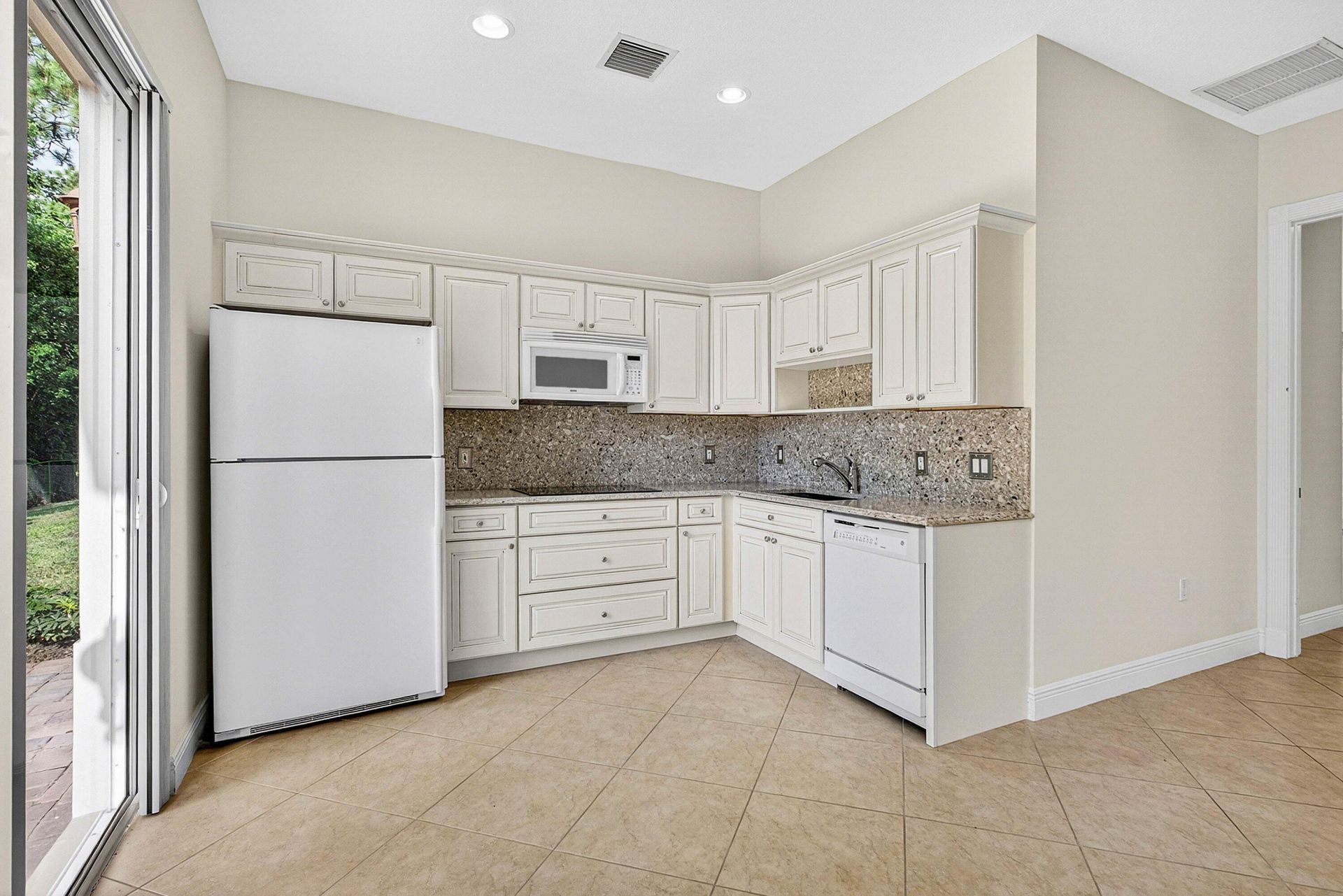 6071 NW 69th Way, Parkland, FL 33067 Photo