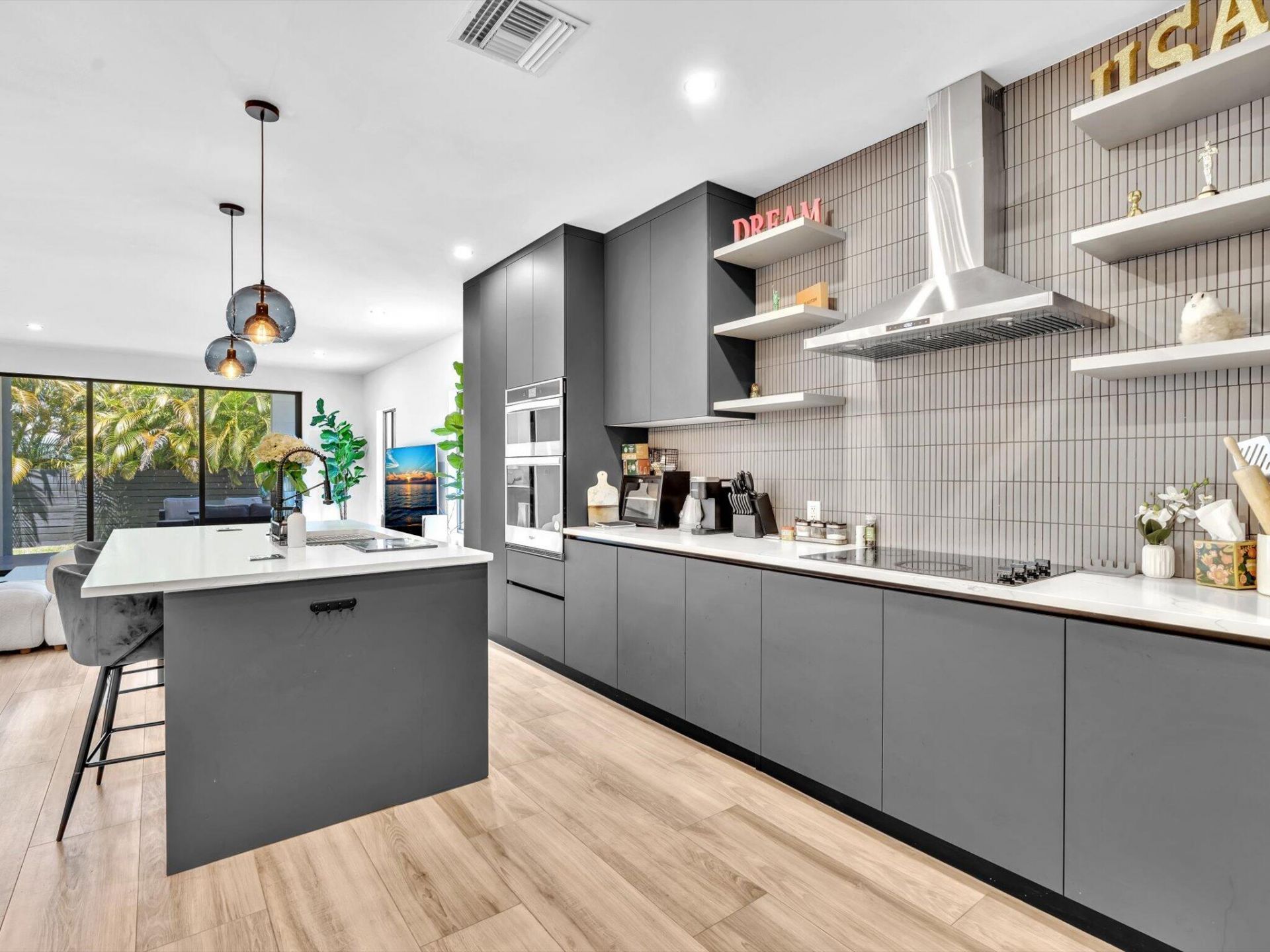 913 NE 15th Street, Fort Lauderdale, FL 33304 Photo