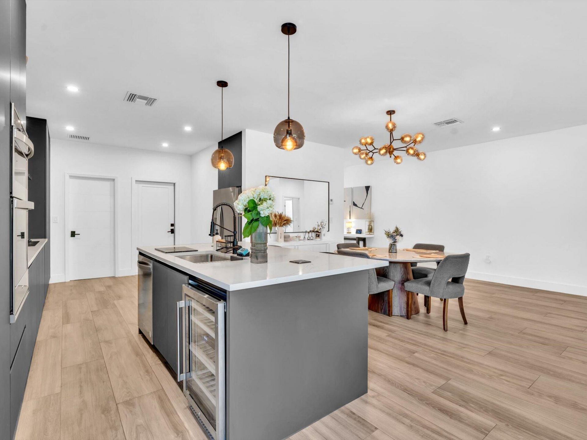 913 NE 15th Street, Fort Lauderdale, FL 33304 Photo