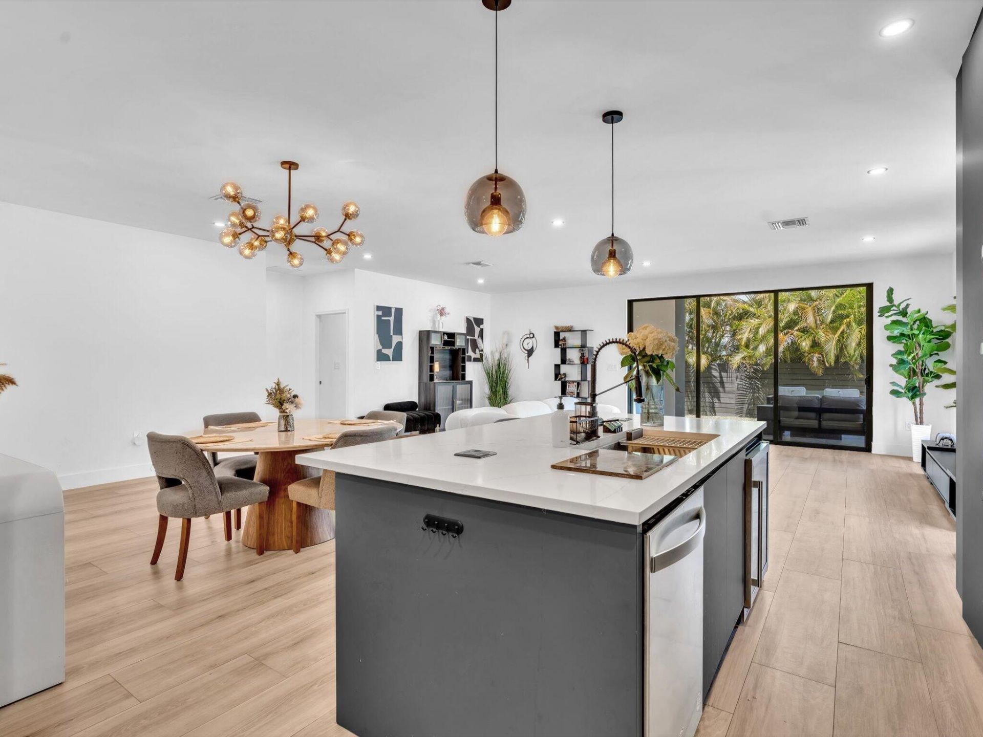 913 NE 15th Street, Fort Lauderdale, FL 33304 Photo