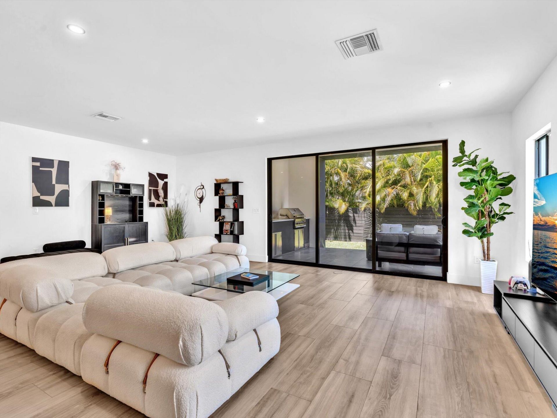 913 NE 15th Street, Fort Lauderdale, FL 33304 Photo