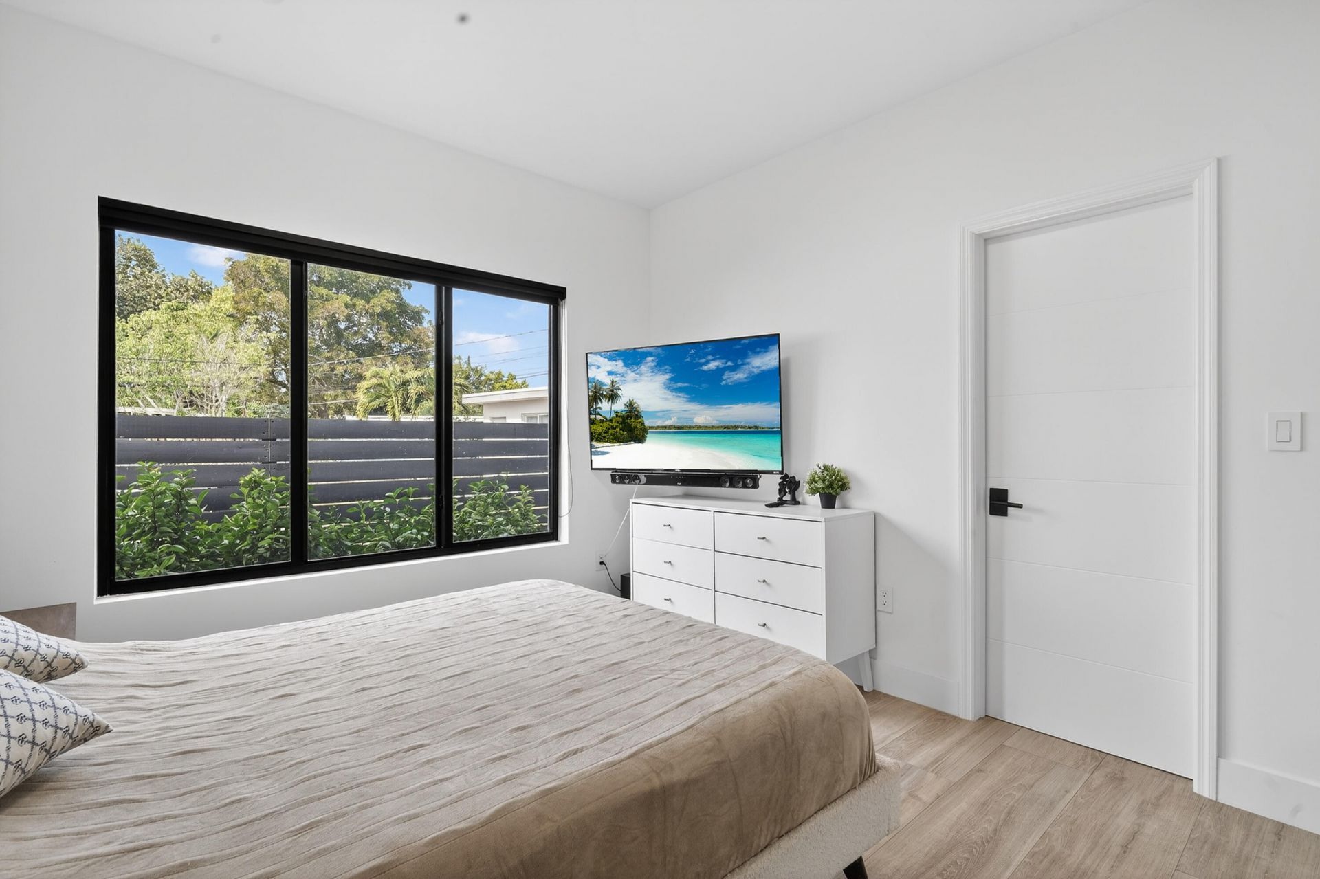 913 NE 15th Street, Fort Lauderdale, FL 33304 Photo