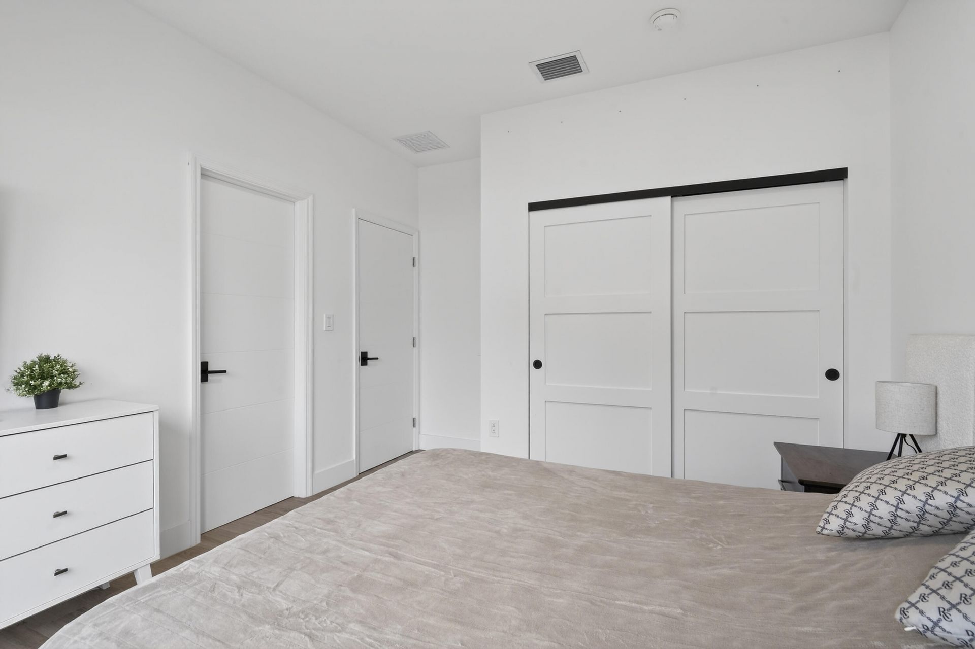 913 NE 15th Street, Fort Lauderdale, FL 33304 Photo