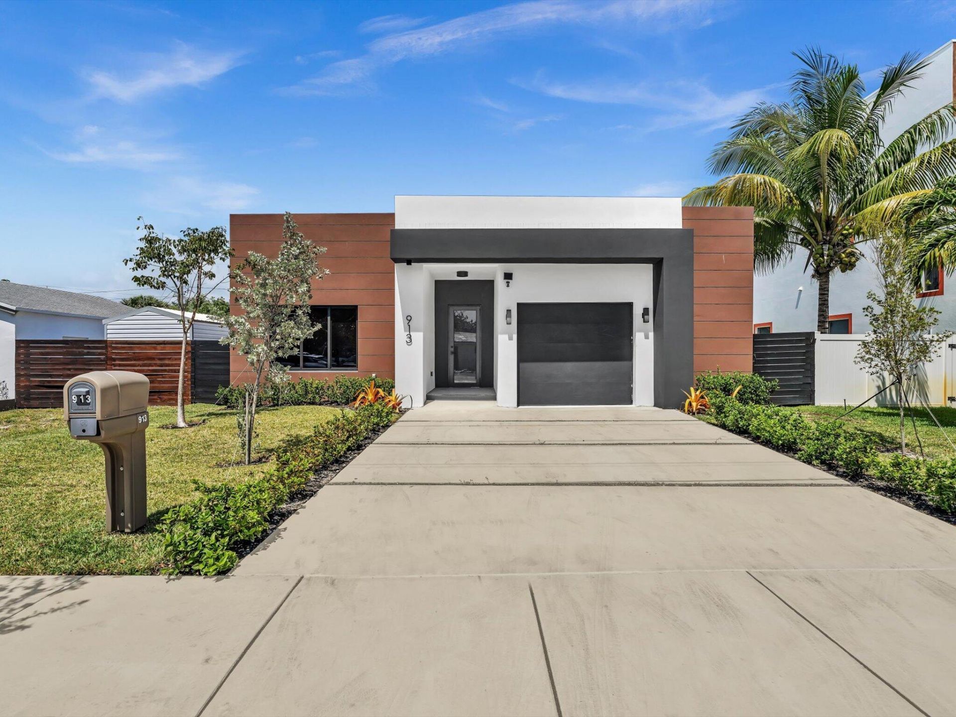 913 NE 15th Street, Fort Lauderdale, FL 33304 Photo