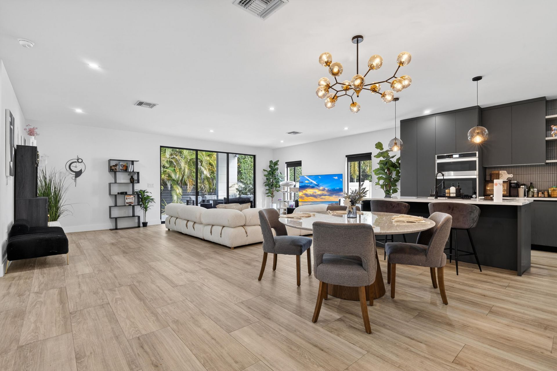 913 NE 15th Street, Fort Lauderdale, FL 33304 Photo