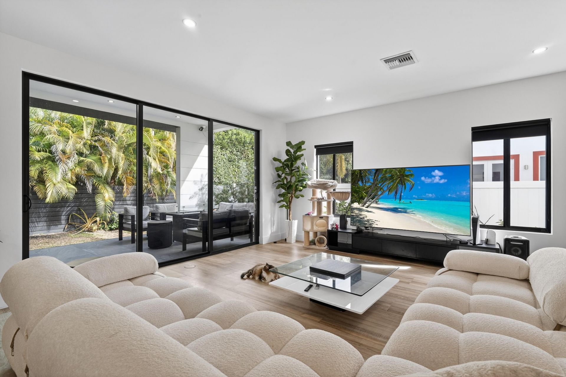 913 NE 15th Street, Fort Lauderdale, FL 33304 Photo