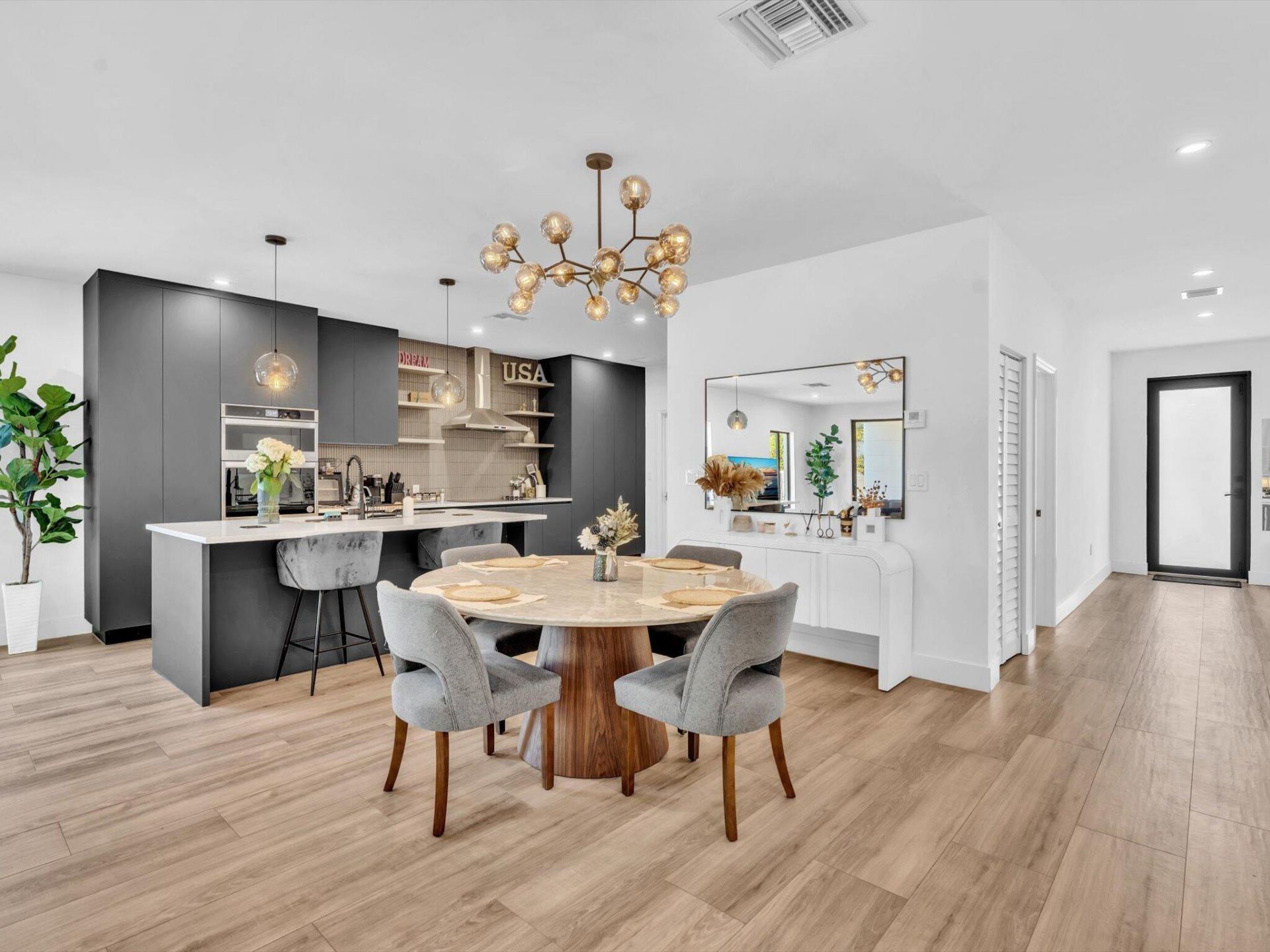 913 NE 15th Street, Fort Lauderdale, FL 33304 Photo