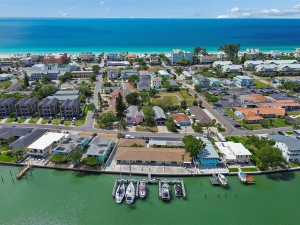 2307 BAY BOULEVARD , INDIAN ROCKS BEACH, FL 33785