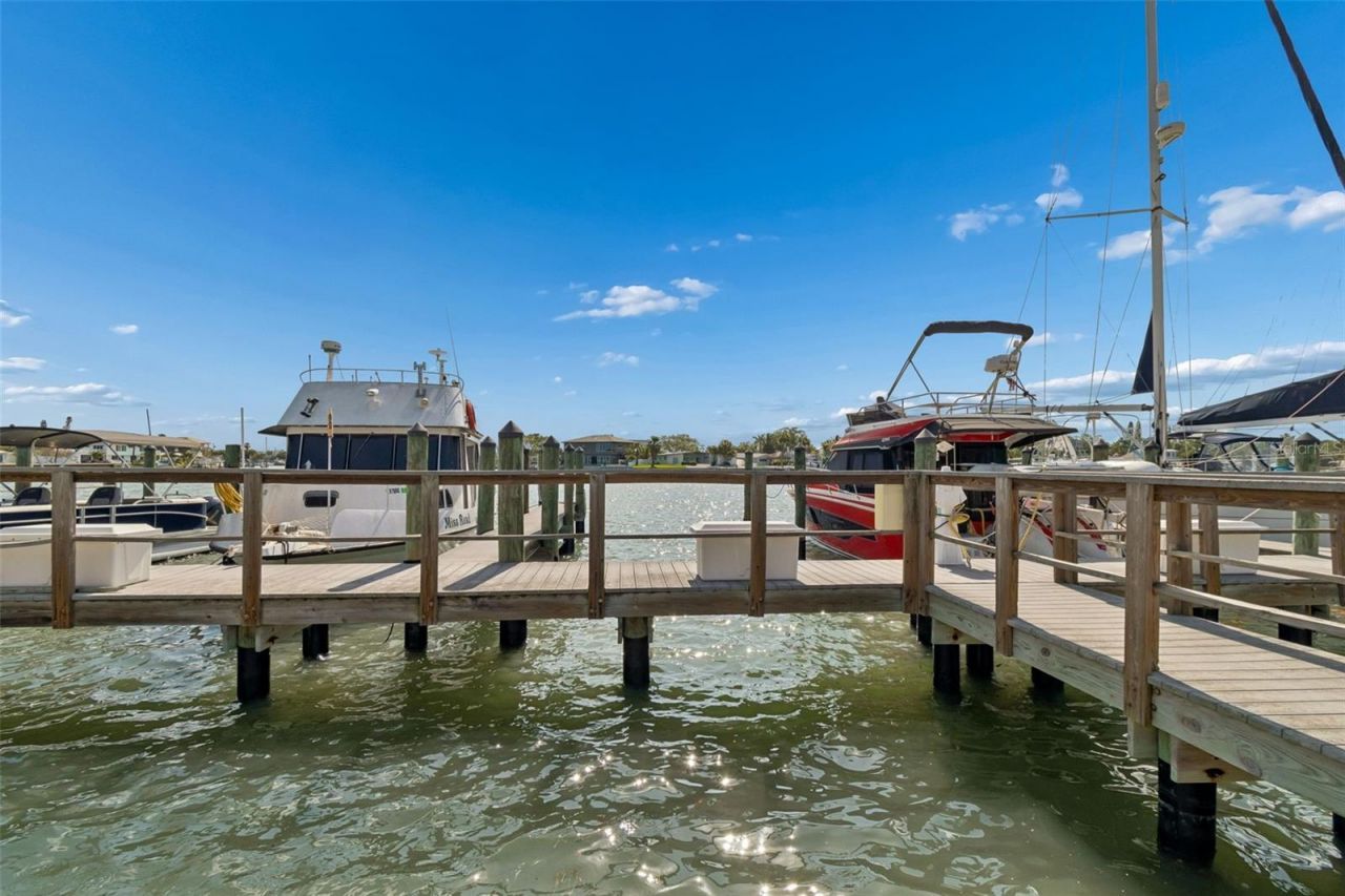 2307 Bay Boulevard , Indian Rocks Beach, FL 33785 Photo