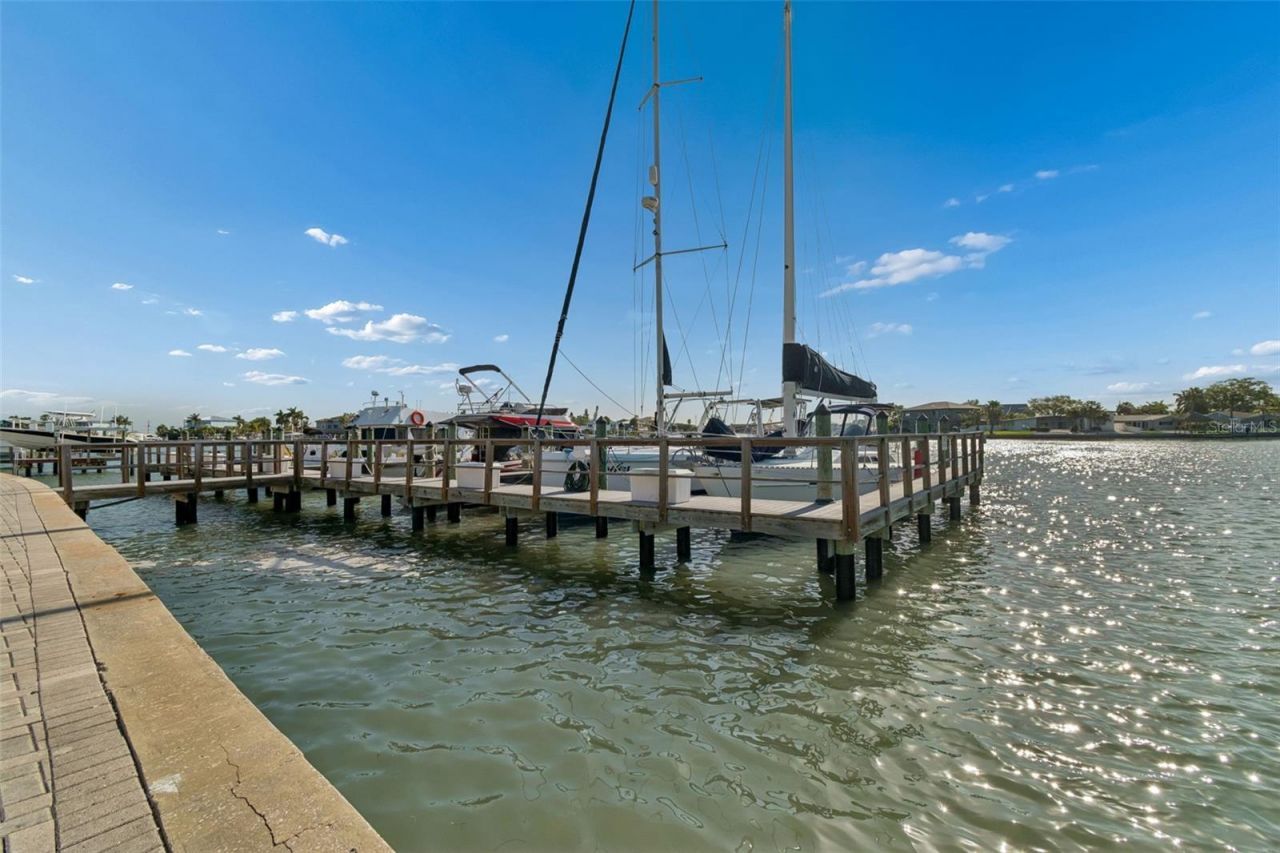 2307 Bay Boulevard , Indian Rocks Beach, FL 33785 Photo