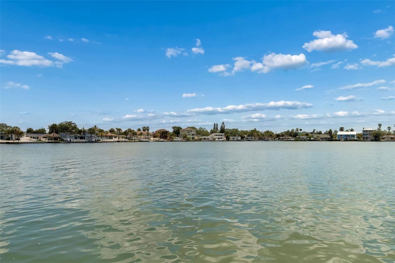 2307 Bay Boulevard , Indian Rocks Beach, FL 33785 Photo