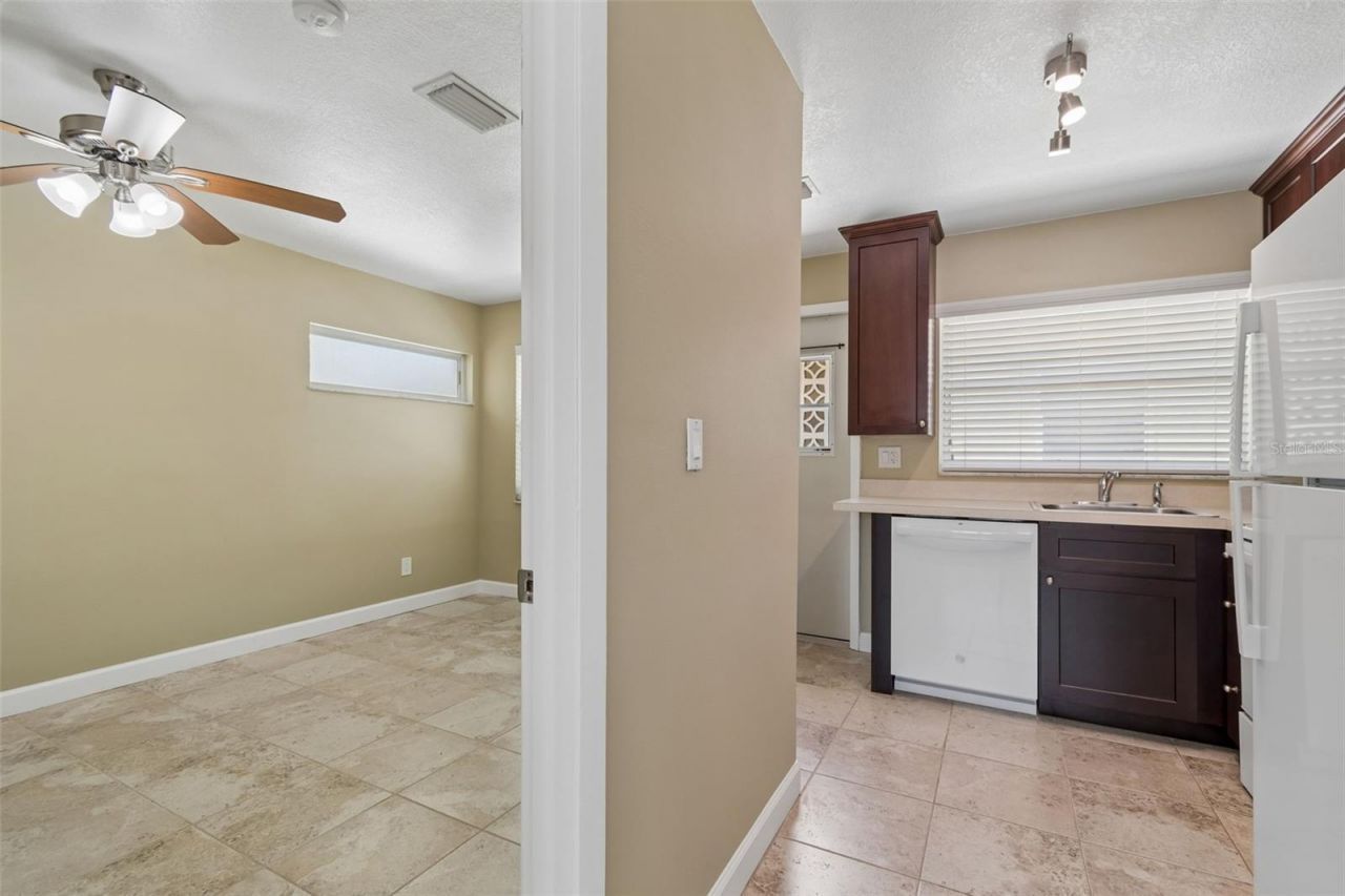 2307 Bay Boulevard , Indian Rocks Beach, FL 33785 Photo