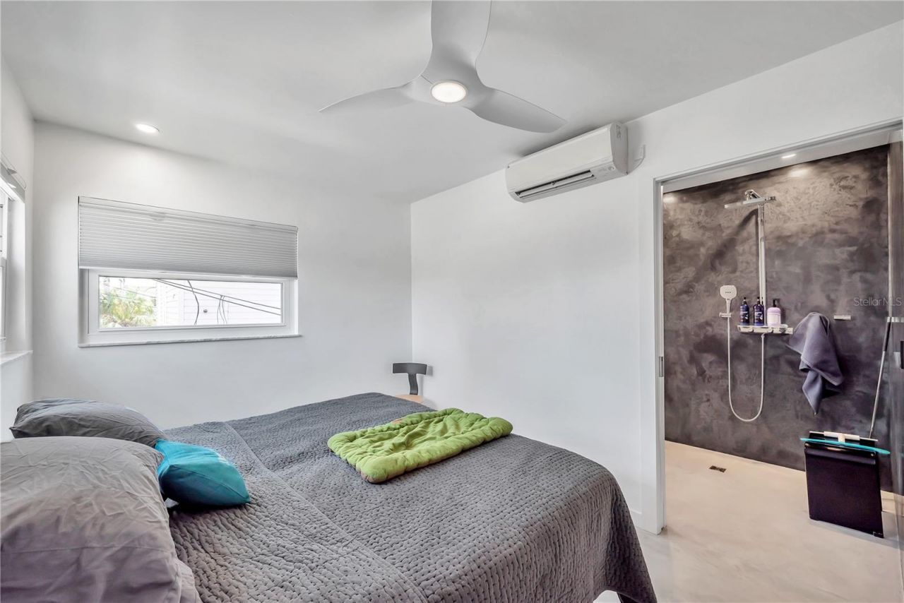 224 6th Avenue N, Unit 13, Saint Petersburg, FL 33701 Photo