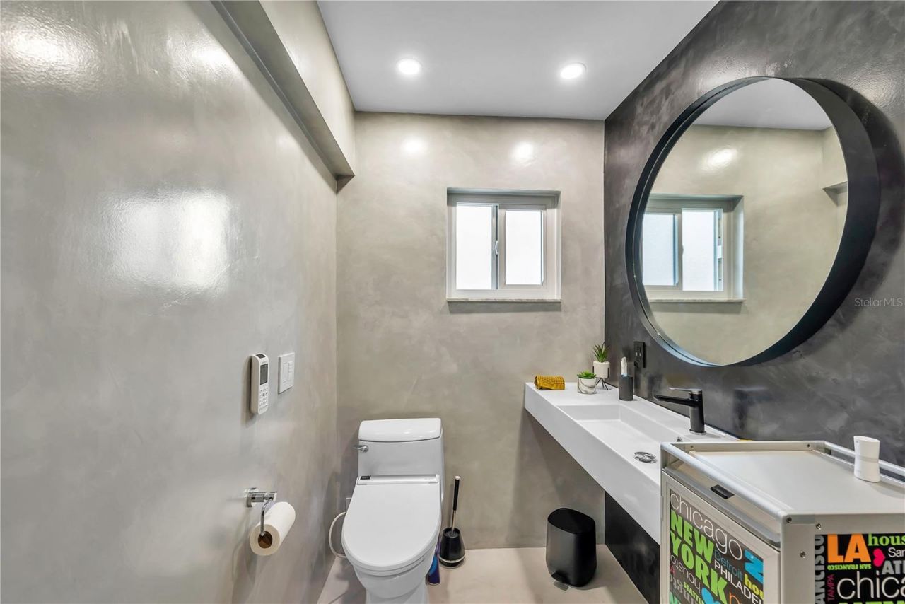 224 6th Avenue N, Unit 13, Saint Petersburg, FL 33701 Photo