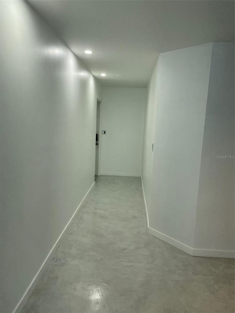 224 6th Avenue N, Unit 13, Saint Petersburg, FL 33701 Photo