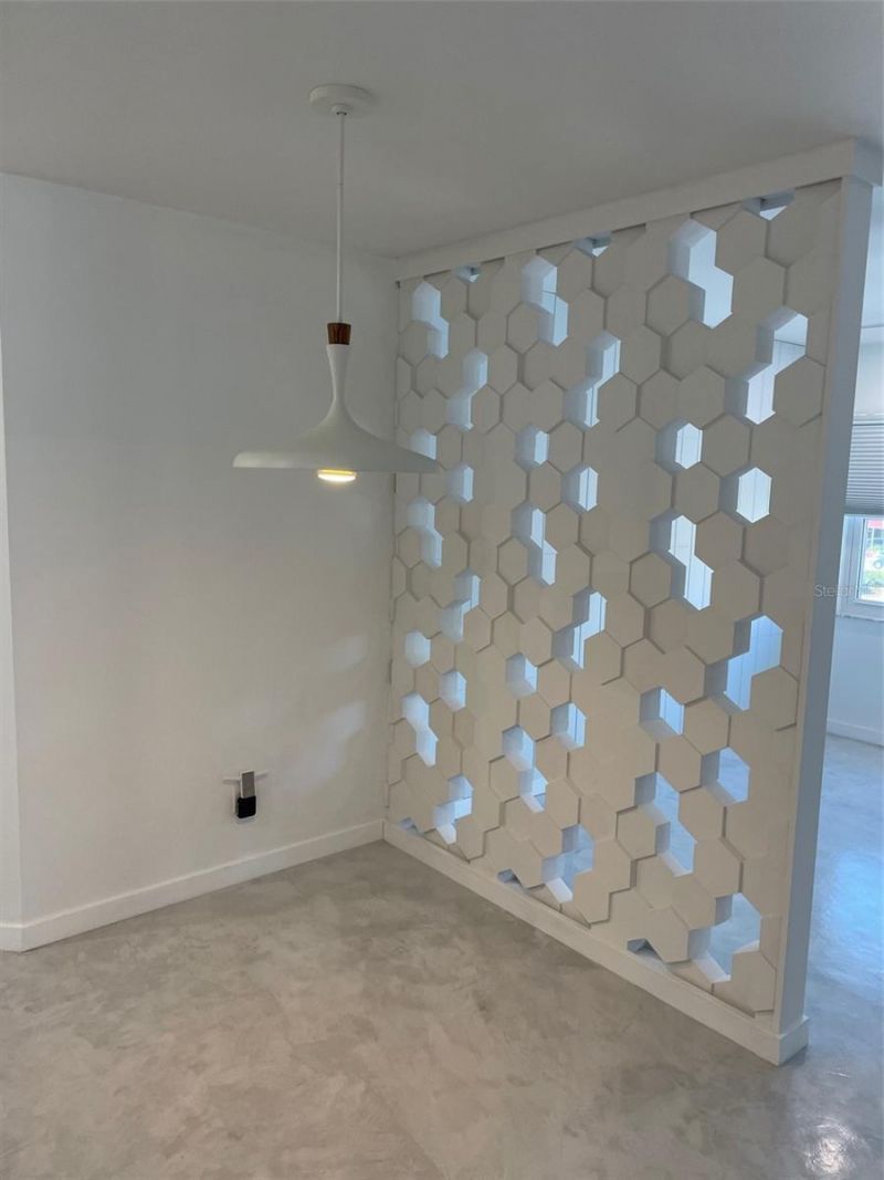 224 6th Avenue N, Unit 13, Saint Petersburg, FL 33701 Photo