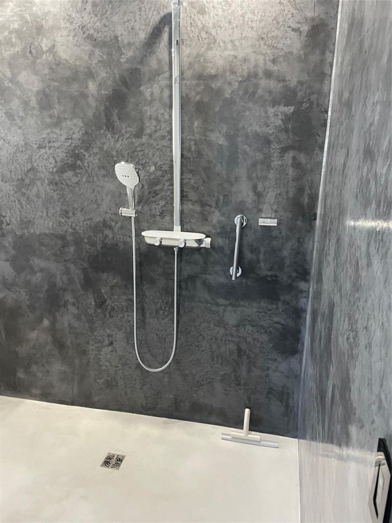 224 6th Avenue N, Unit 13, Saint Petersburg, FL 33701 Photo