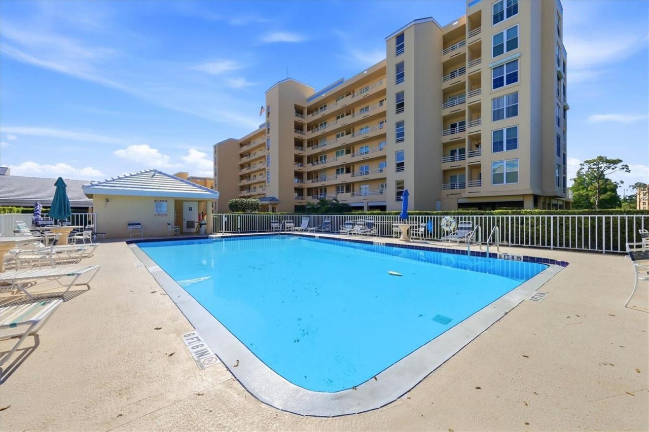 4440 Fairways Boulevard, Unit 307, Bradenton, FL 34209 Photo