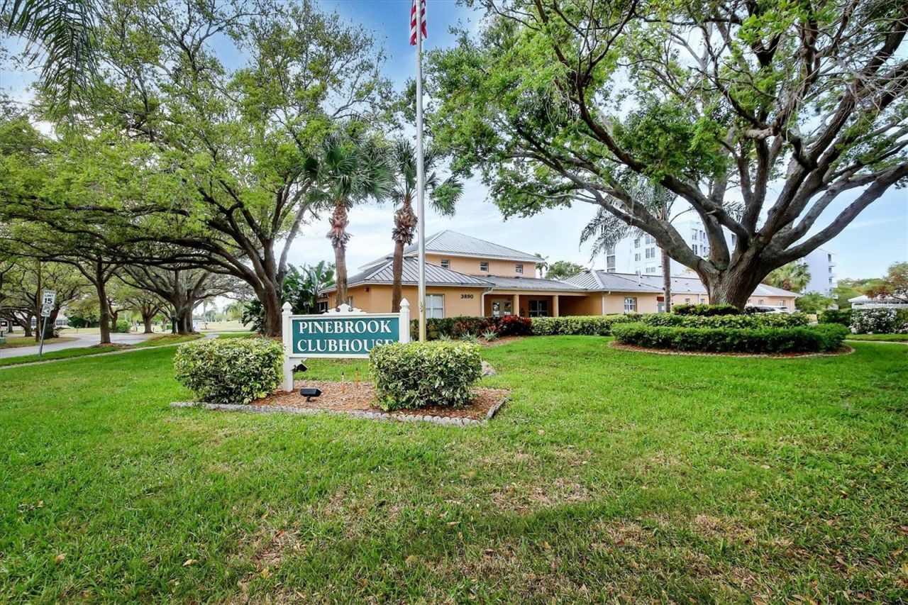 4440 Fairways Boulevard, Unit 307, Bradenton, FL 34209 Photo