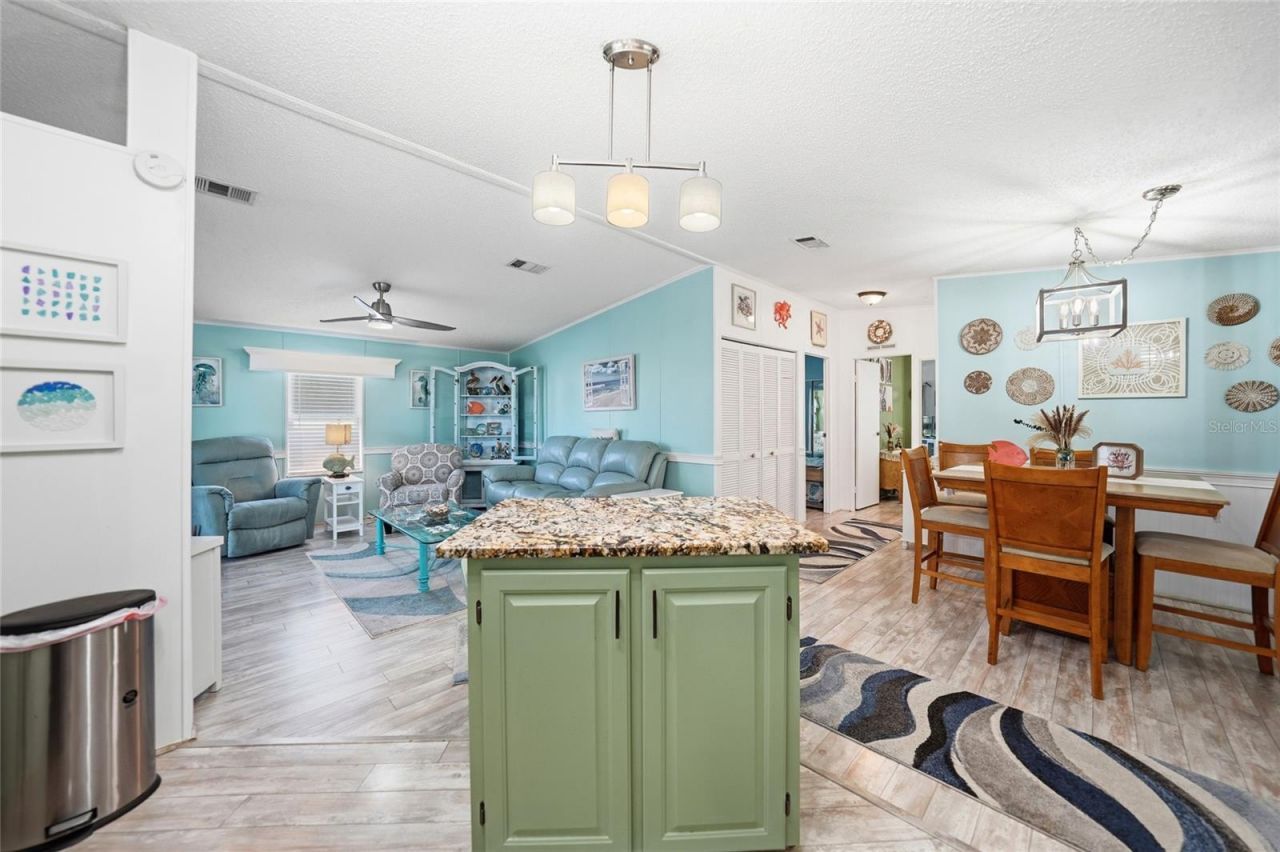 701 Aqui Esta Drive, Unit 230, Punta Gorda, FL 33950 Photo