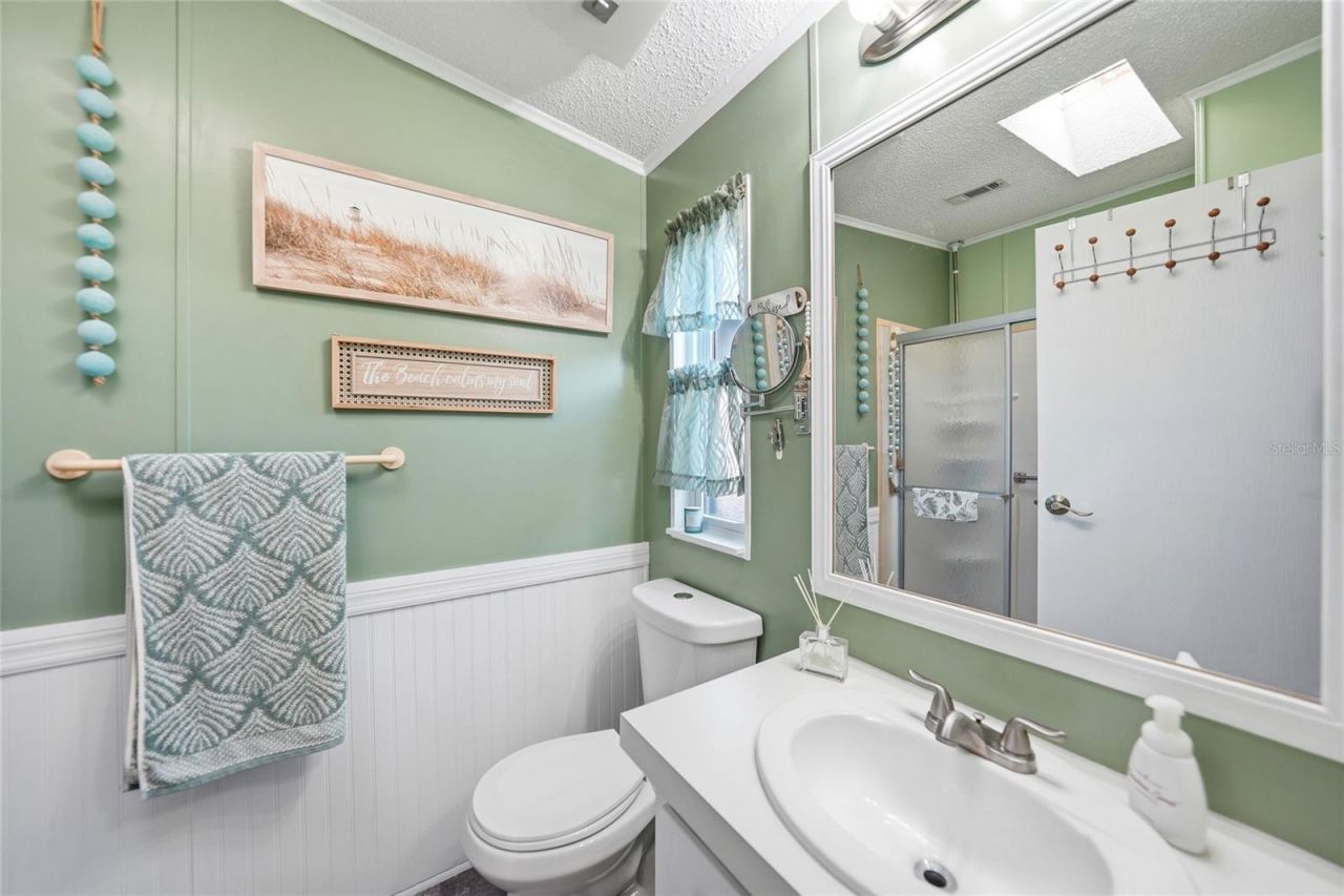 701 Aqui Esta Drive, Unit 230, Punta Gorda, FL 33950 Photo