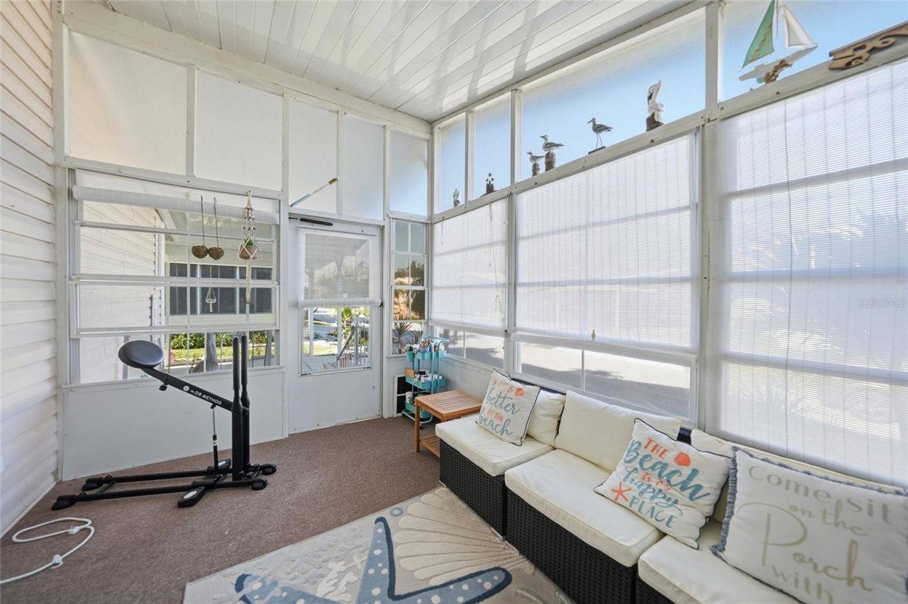 701 Aqui Esta Drive, Unit 230, Punta Gorda, FL 33950 Photo