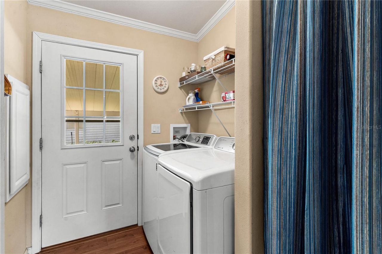 2417 Vindale Road, Tavares, FL 32778 Photo