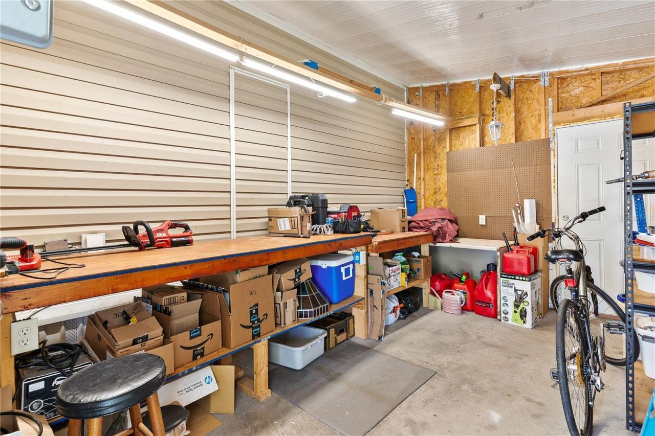 2417 Vindale Road, Tavares, FL 32778 Photo