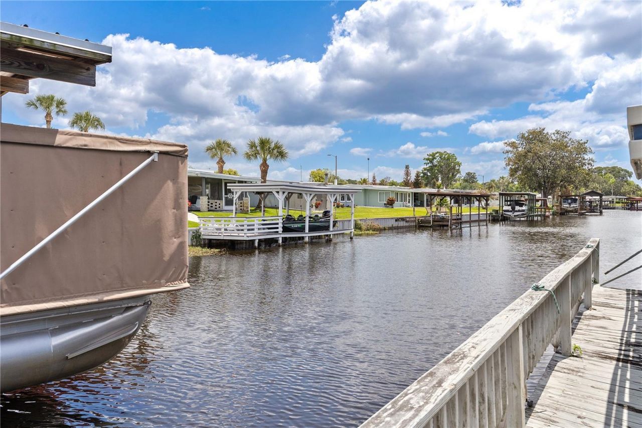 2417 Vindale Road, Tavares, FL 32778 Photo