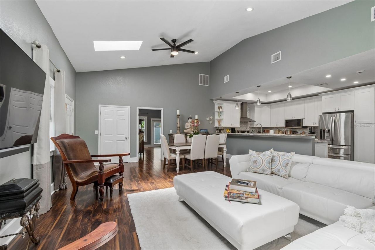 1024 16th Avenue N, Saint Petersburg, FL 33704 Photo
