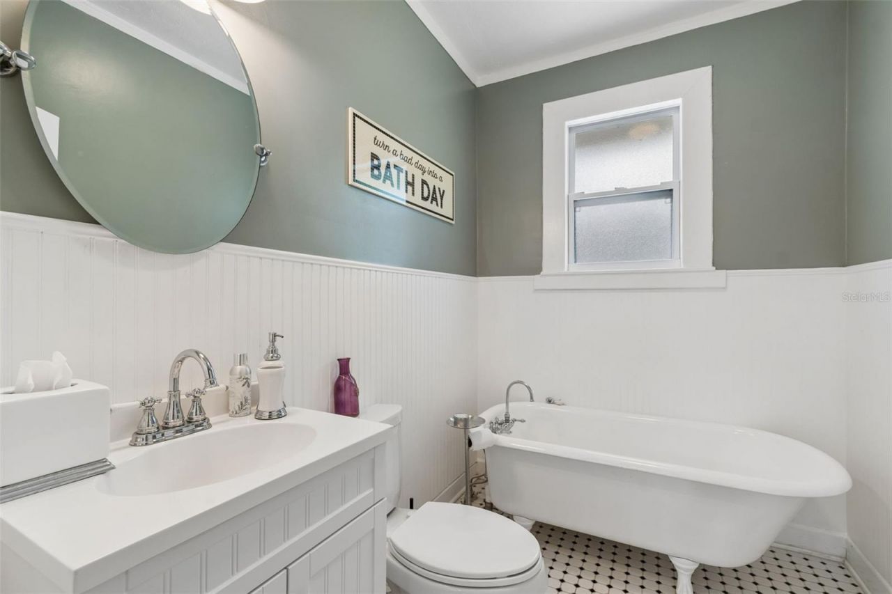 1024 16th Avenue N, Saint Petersburg, FL 33704 Photo